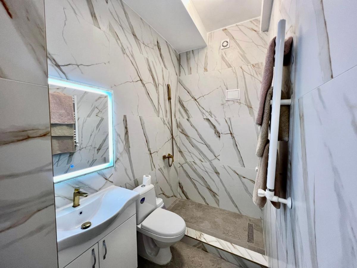 City Central Apart Appartement Chişinǎu Buitenkant foto
